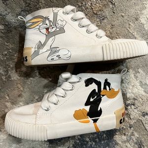 Zara “Looney Tunes” White high-top sneakers size 9 (EU 25)